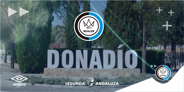 Celebración colectiva del equipo tras marcar gol en partido reciente